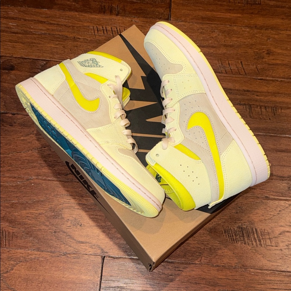 Size 10 Nike Zoom Air High-Tops - Yellow and White (Worn Once) - Picture 2 of 13